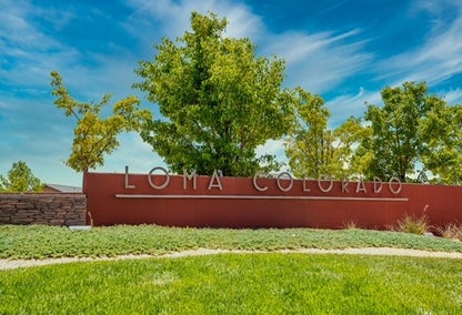 Welcome sign for master-planned New Mexico community, Loma Colorado